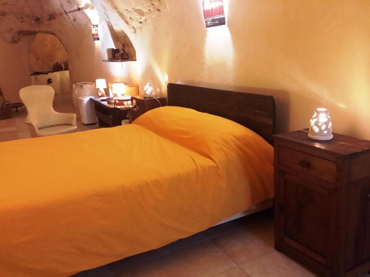 Matera In Medio Villa ภายนอก รูปภาพ