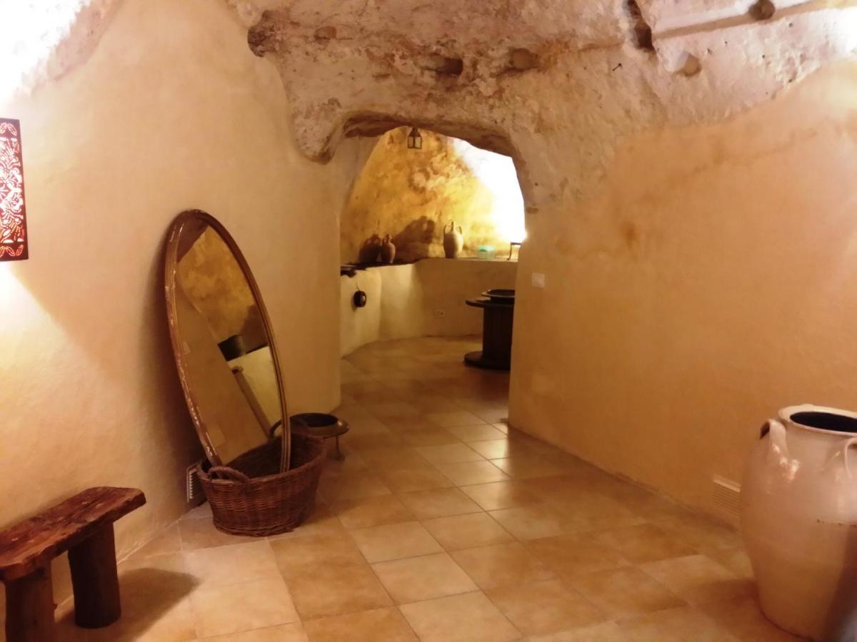 Matera In Medio Villa ภายนอก รูปภาพ