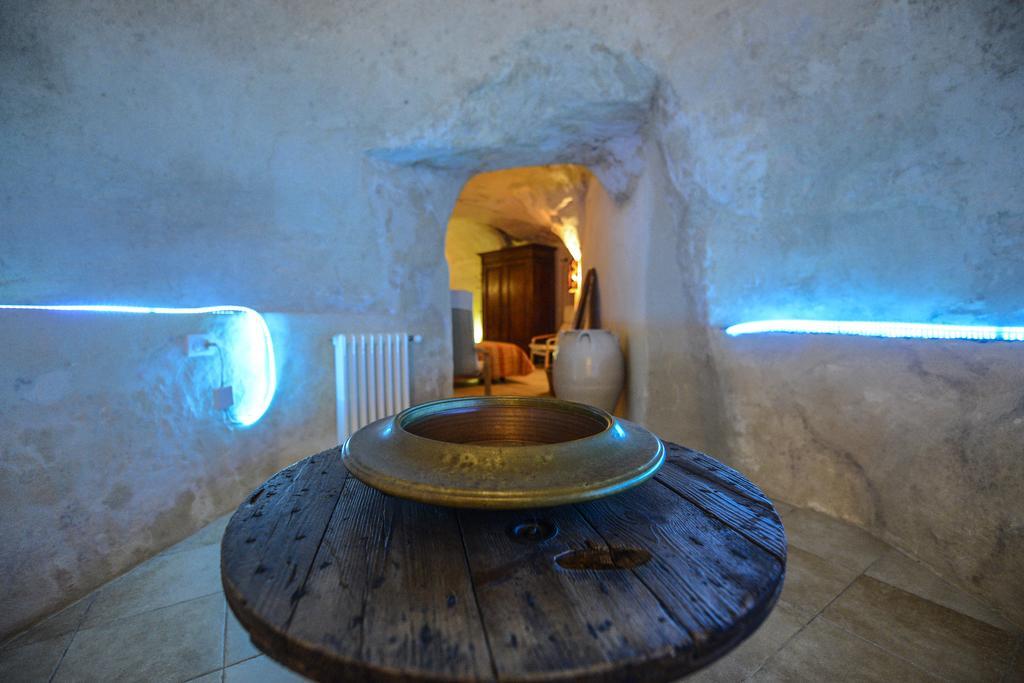 Matera In Medio Villa ภายนอก รูปภาพ
