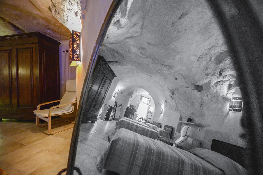 Matera In Medio Villa ภายนอก รูปภาพ