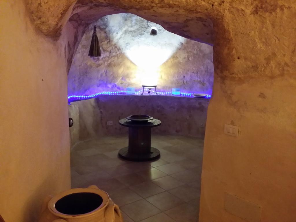 Matera In Medio Villa ภายนอก รูปภาพ
